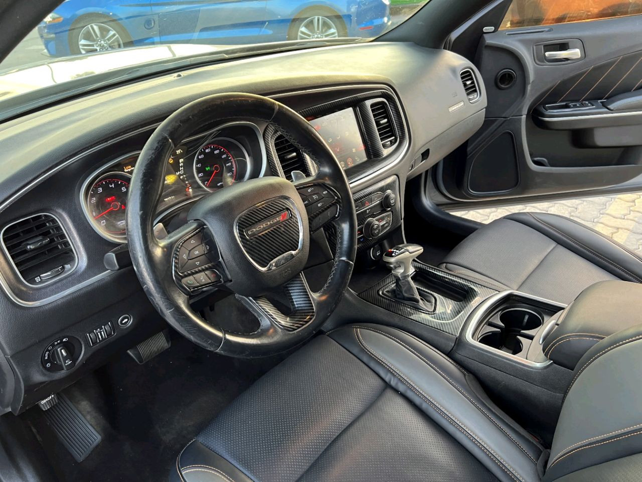 Dodge Charger - Image 12