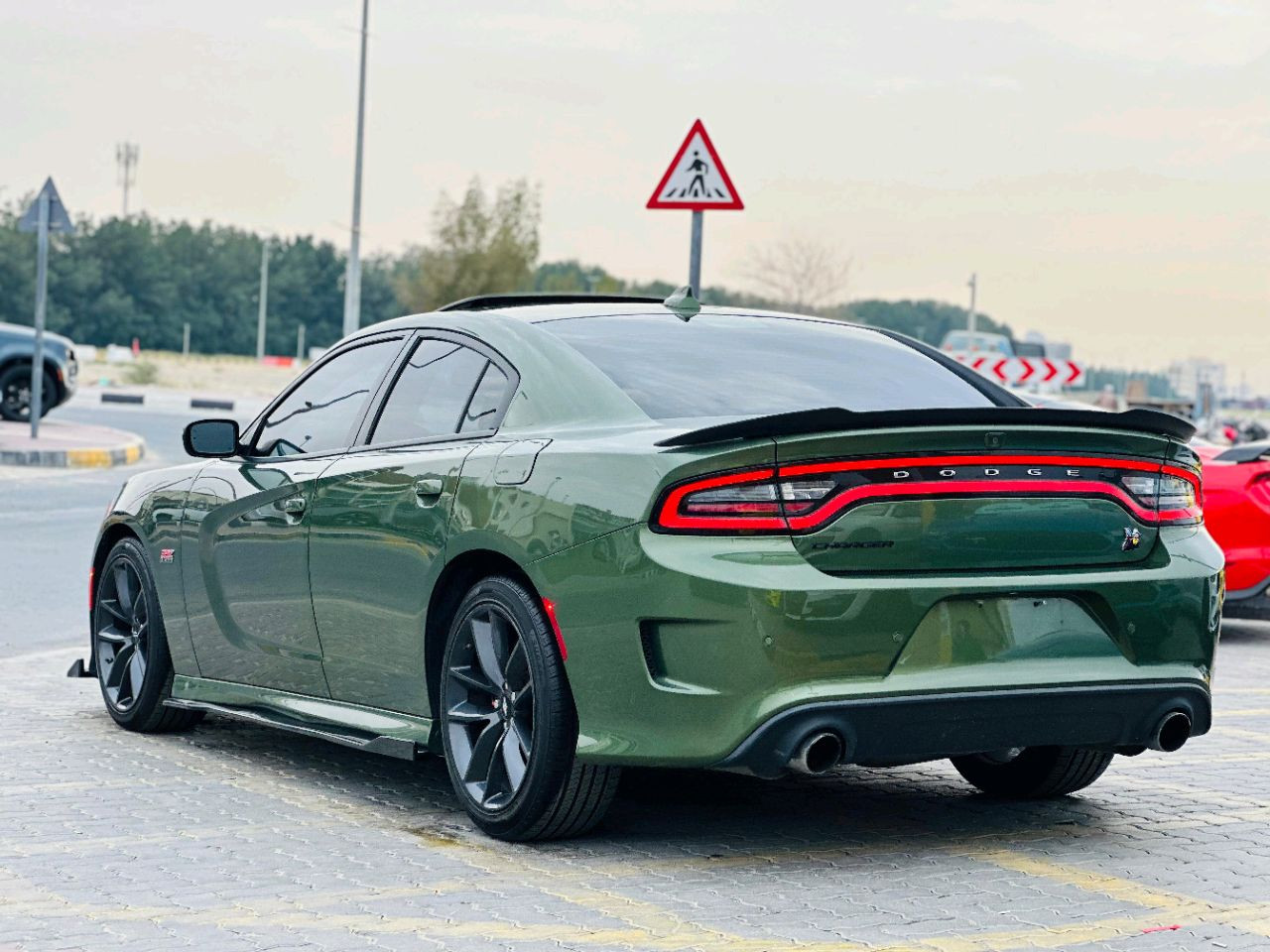 Dodge Charger - Image 8