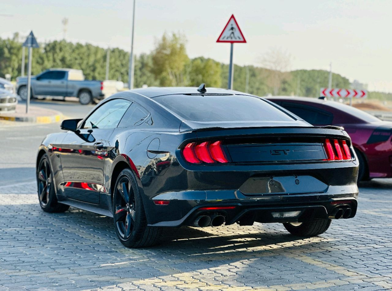 Ford Mustang - Image 7