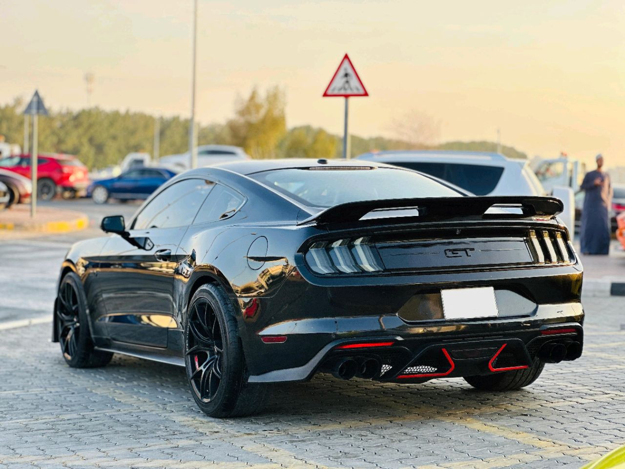 Ford Mustang - Image 7