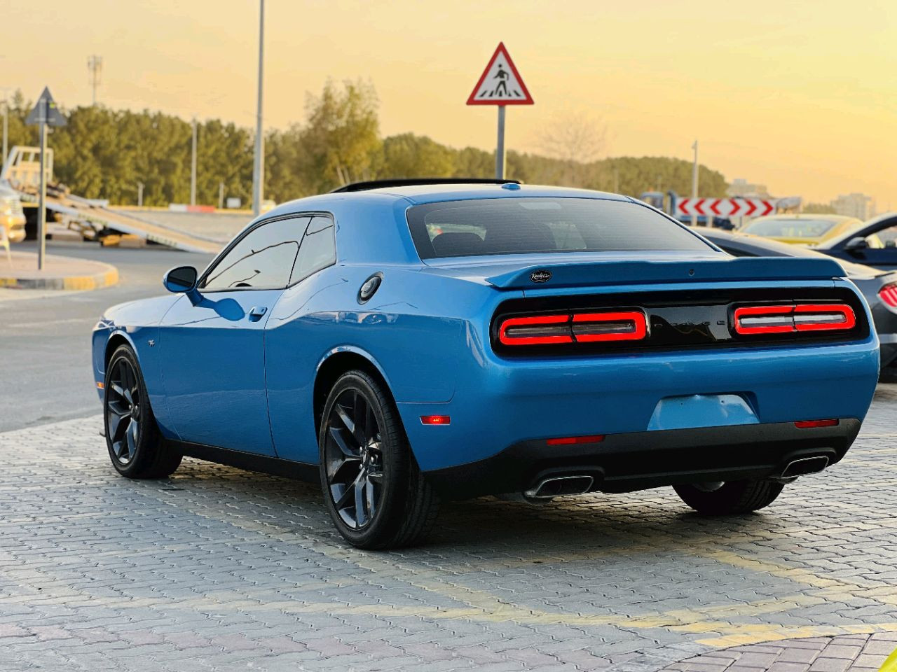 Dodge Challenger - Image 22