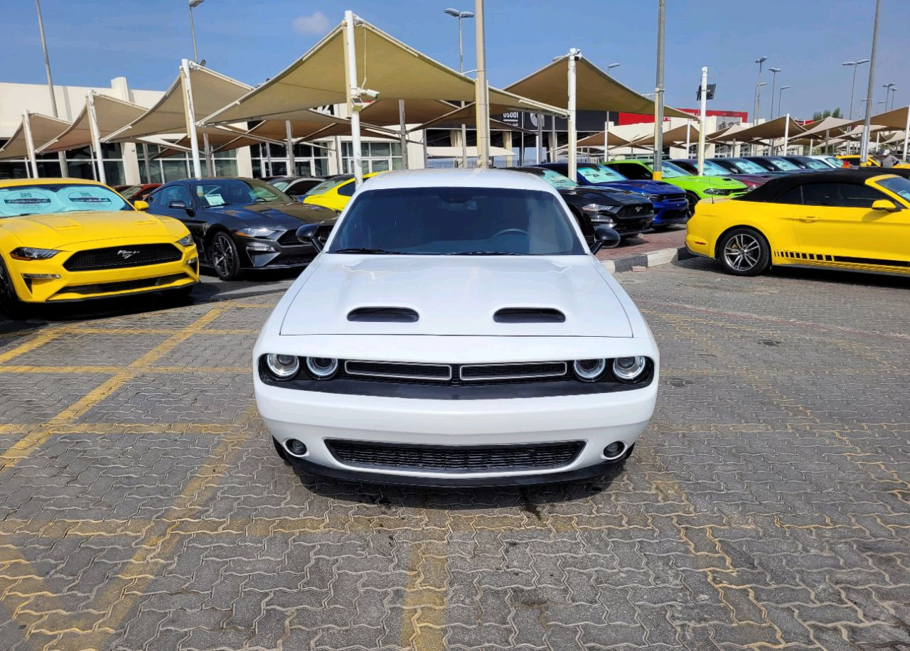 Dodge Challenger - Image 4