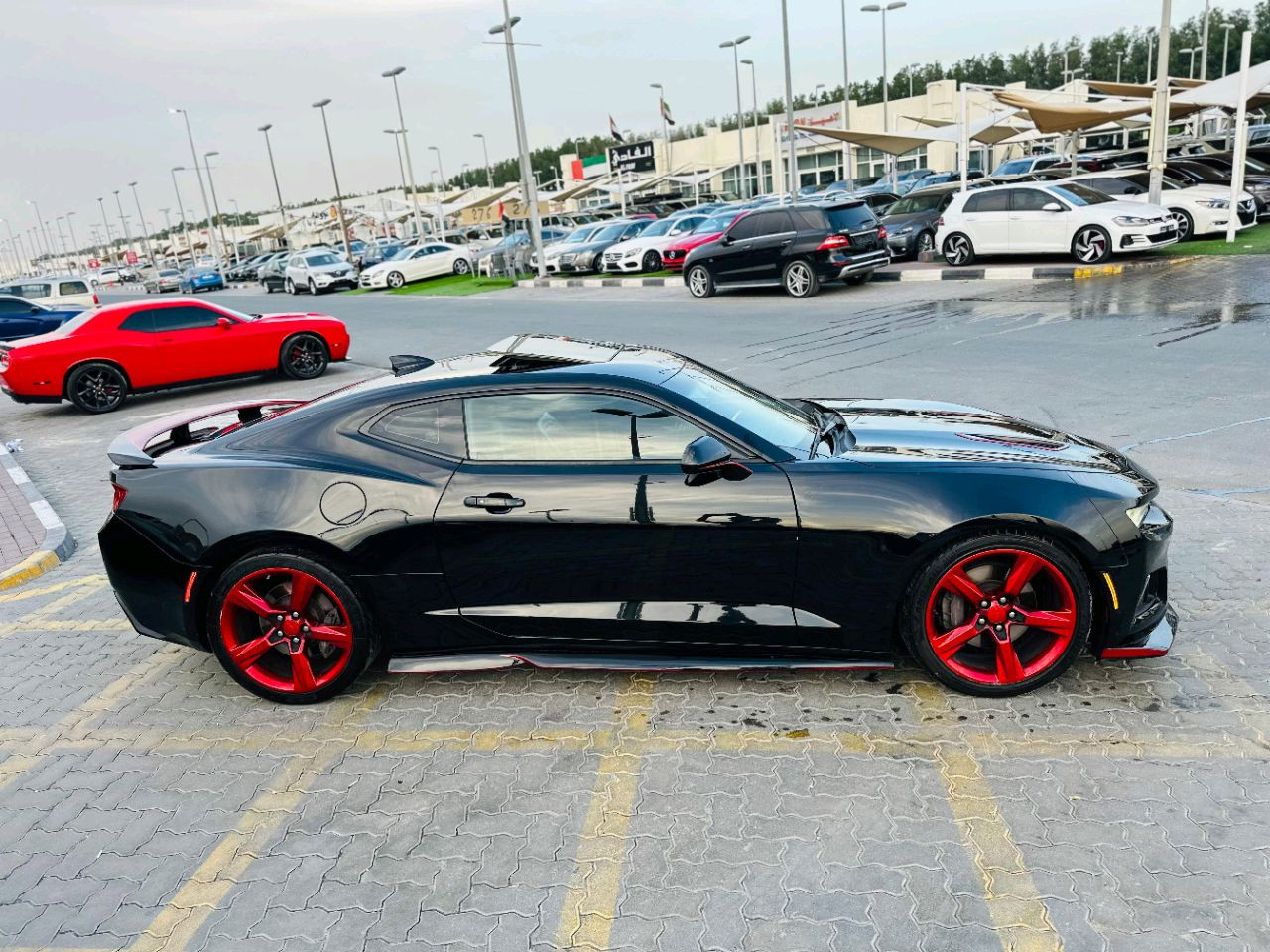 Chevrolet Camaro - Image 8