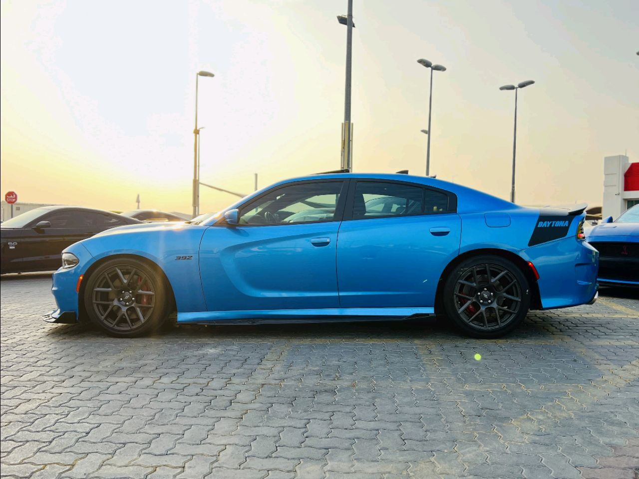 Dodge Charger - Image 5