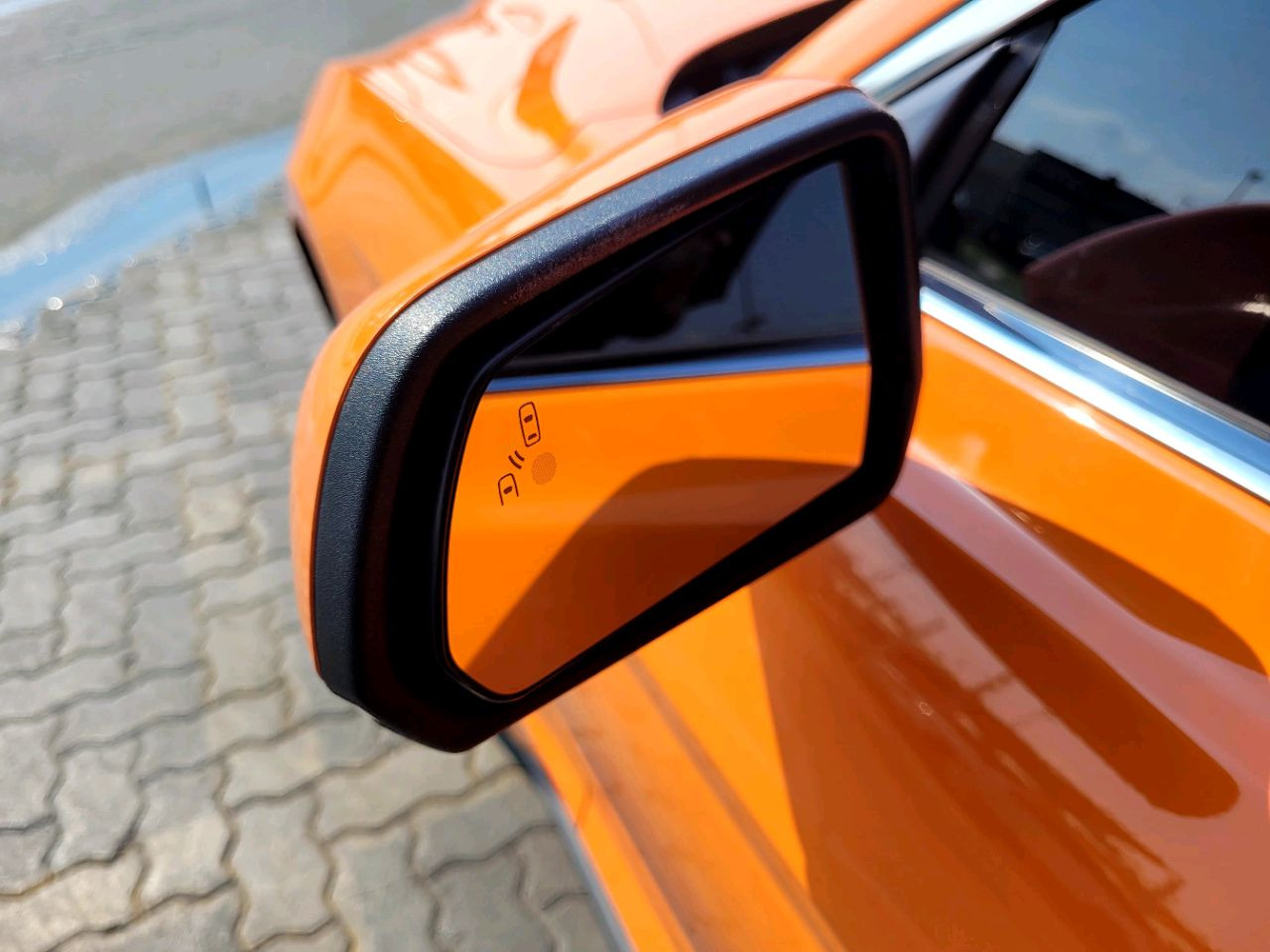 Ford Mustang - Image 8
