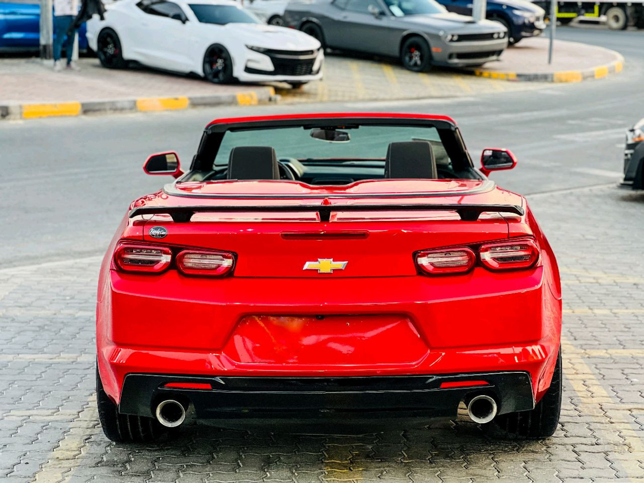 Chevrolet Camaro - Image 8