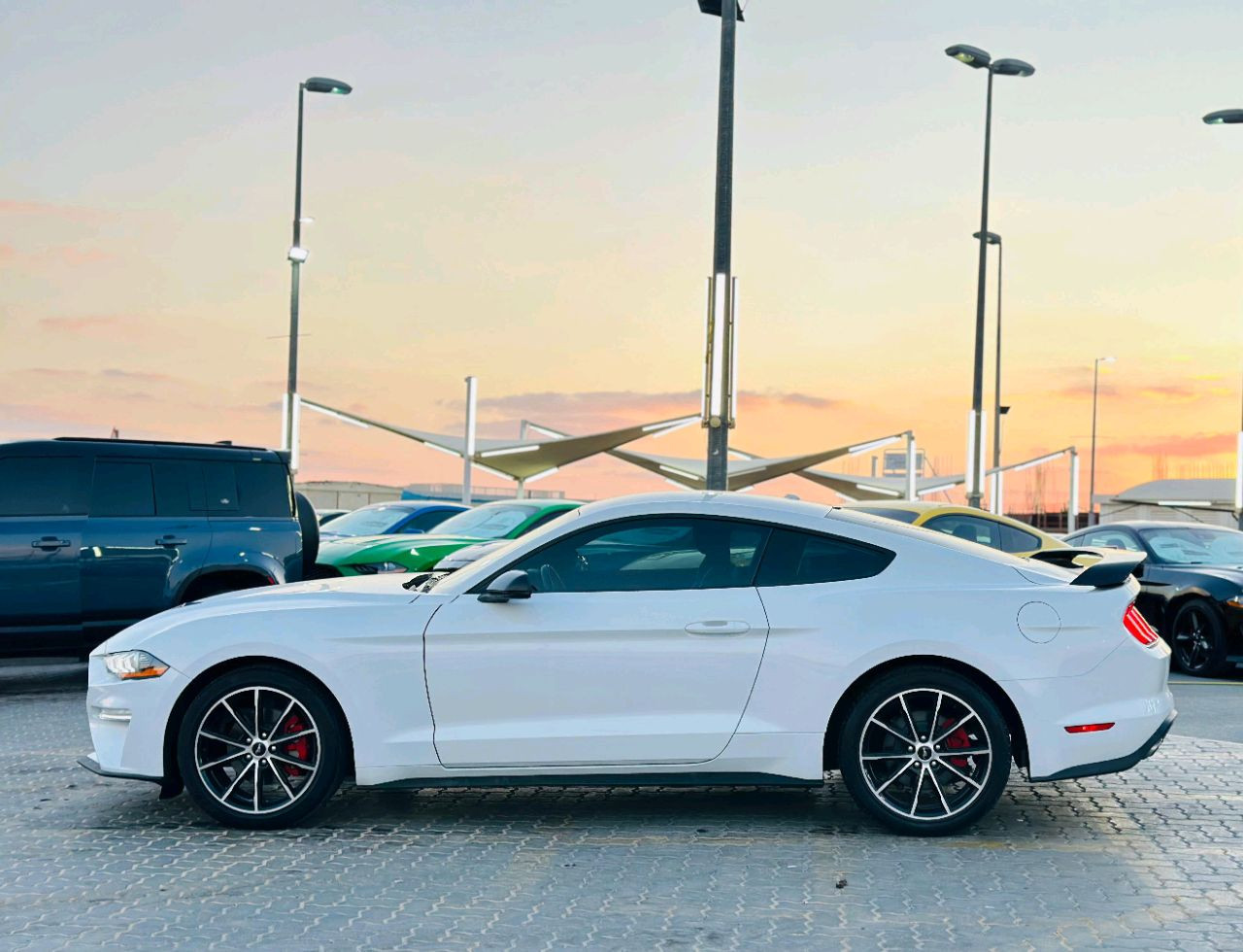 Ford Mustang - Image 6