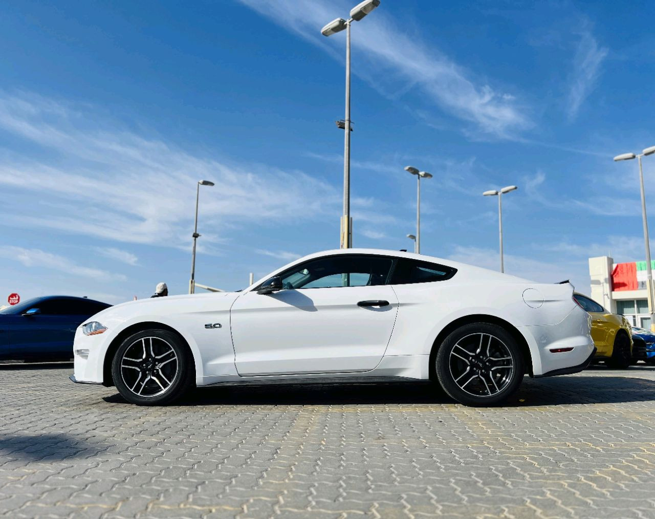 Ford Mustang - Image 5