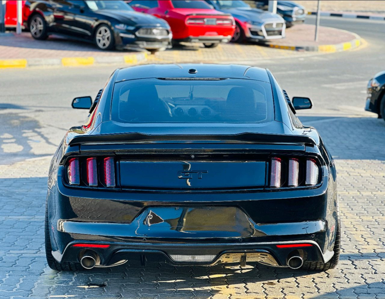 Ford Mustang - Image 7