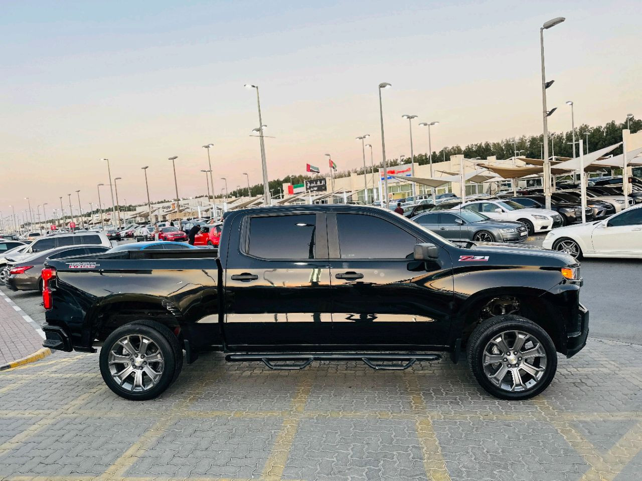 Chevrolet Silverado - Image 5
