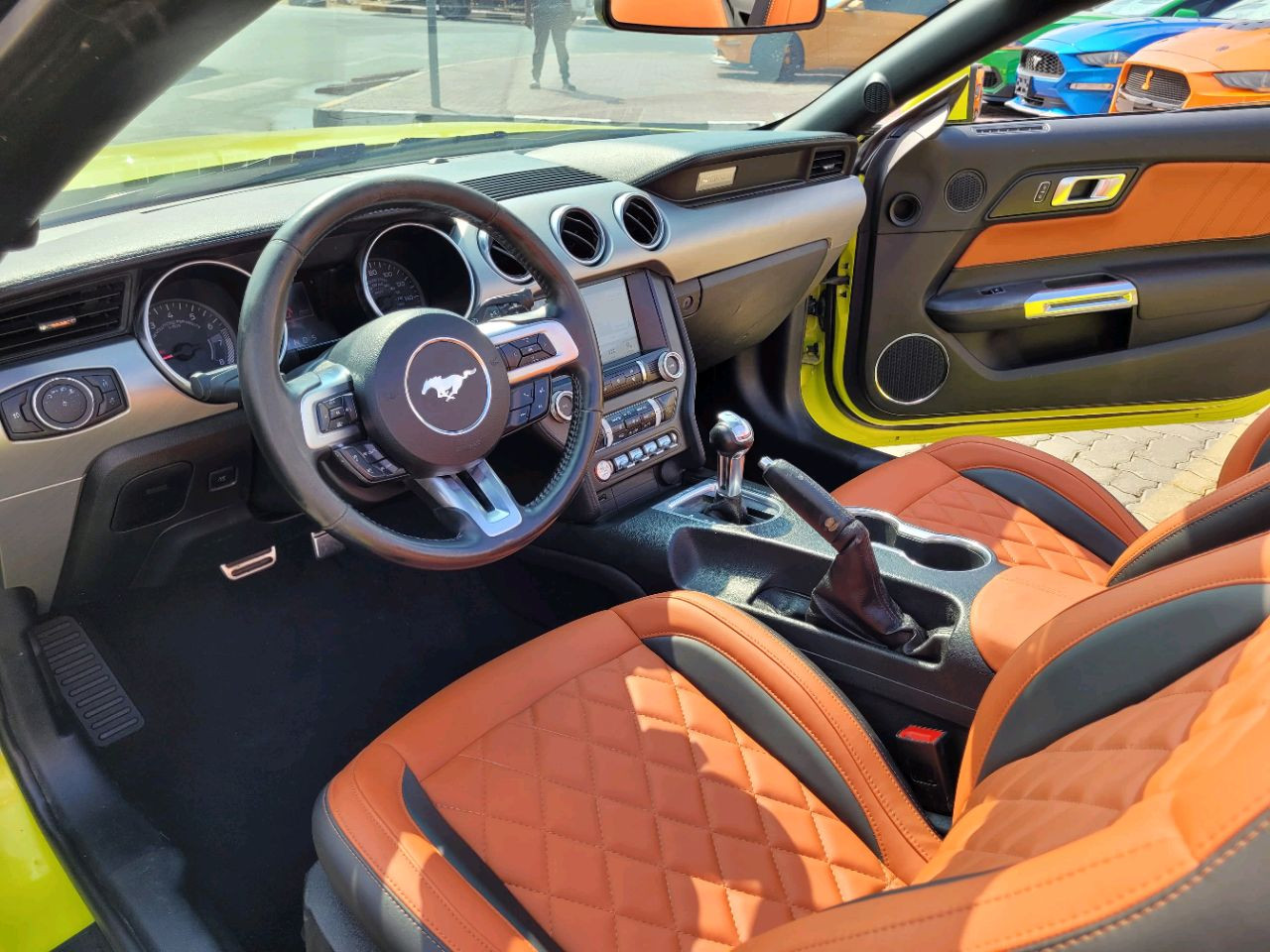 Ford Mustang - Image 3