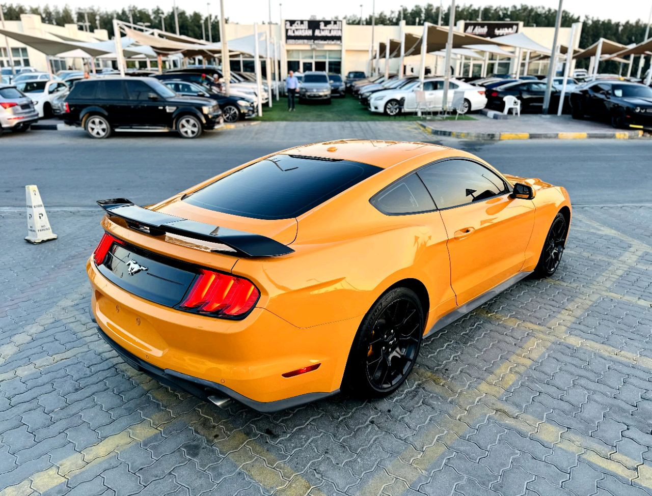 Ford Mustang - Image 4
