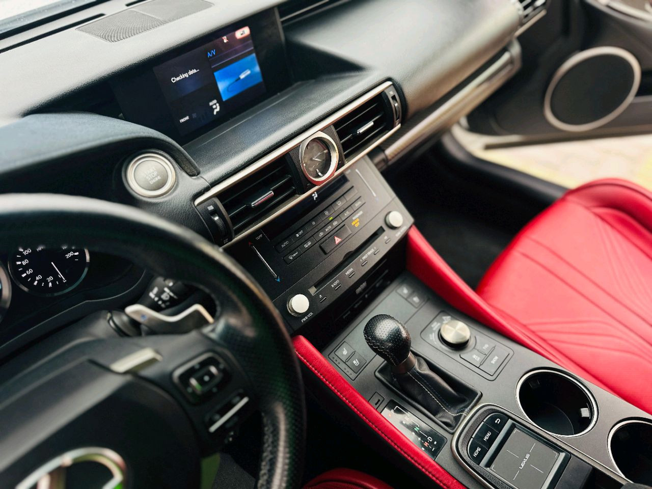 Lexus RC F - Image 11