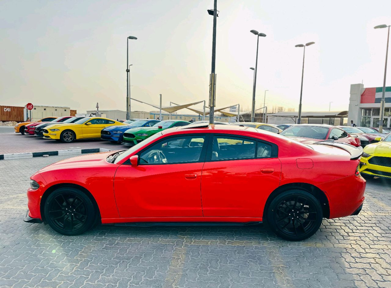 Dodge Charger - Image 9