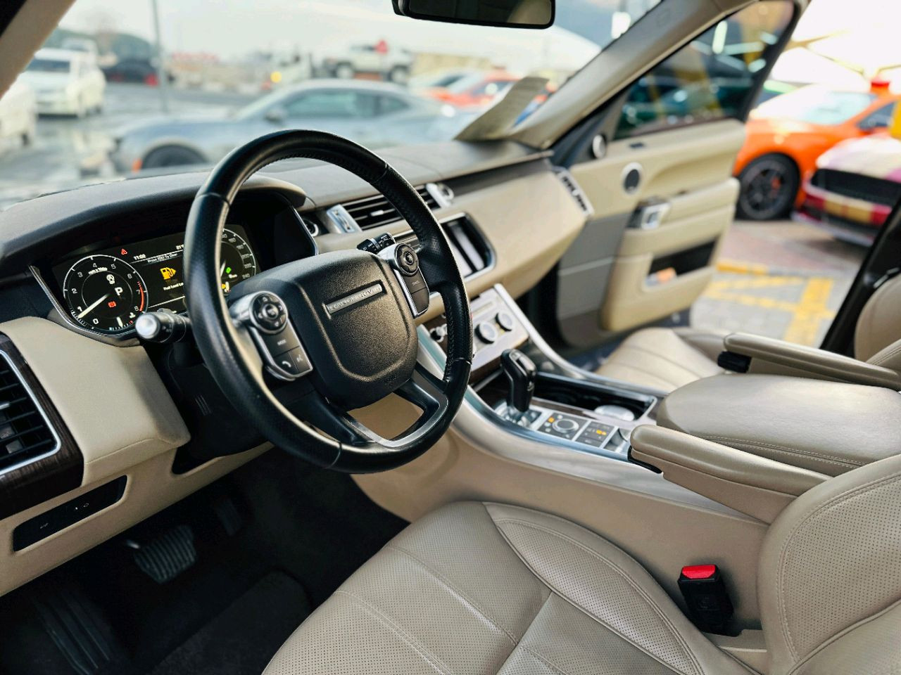 Range Rover Sport - Image 9