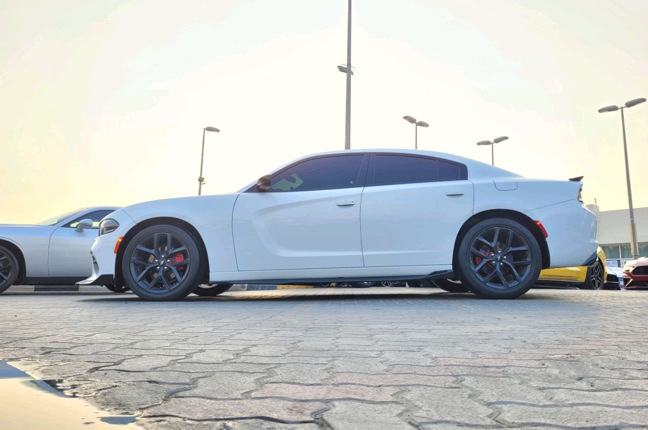Dodge Charger - Image 7