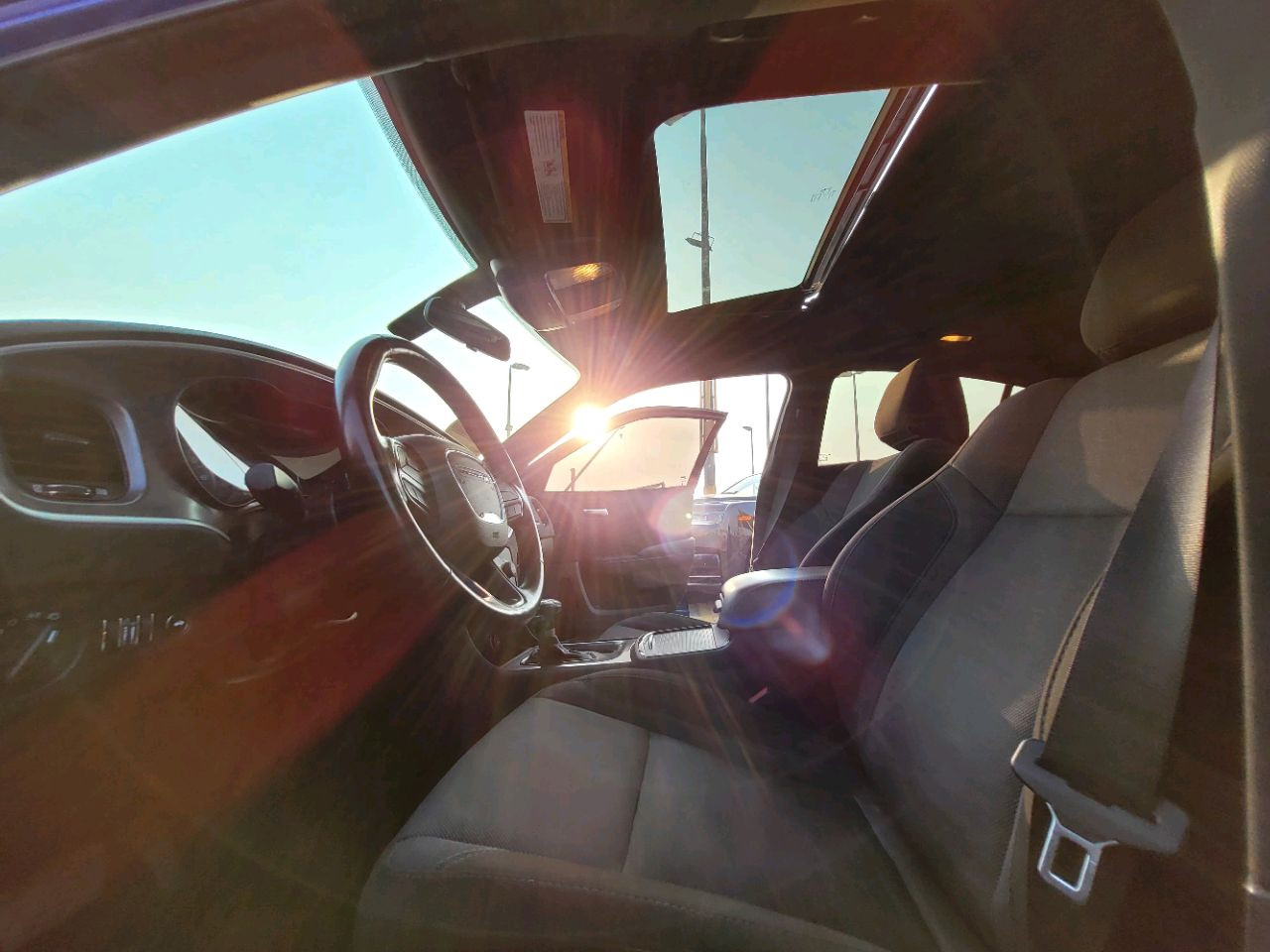 Dodge Charger - Image 9