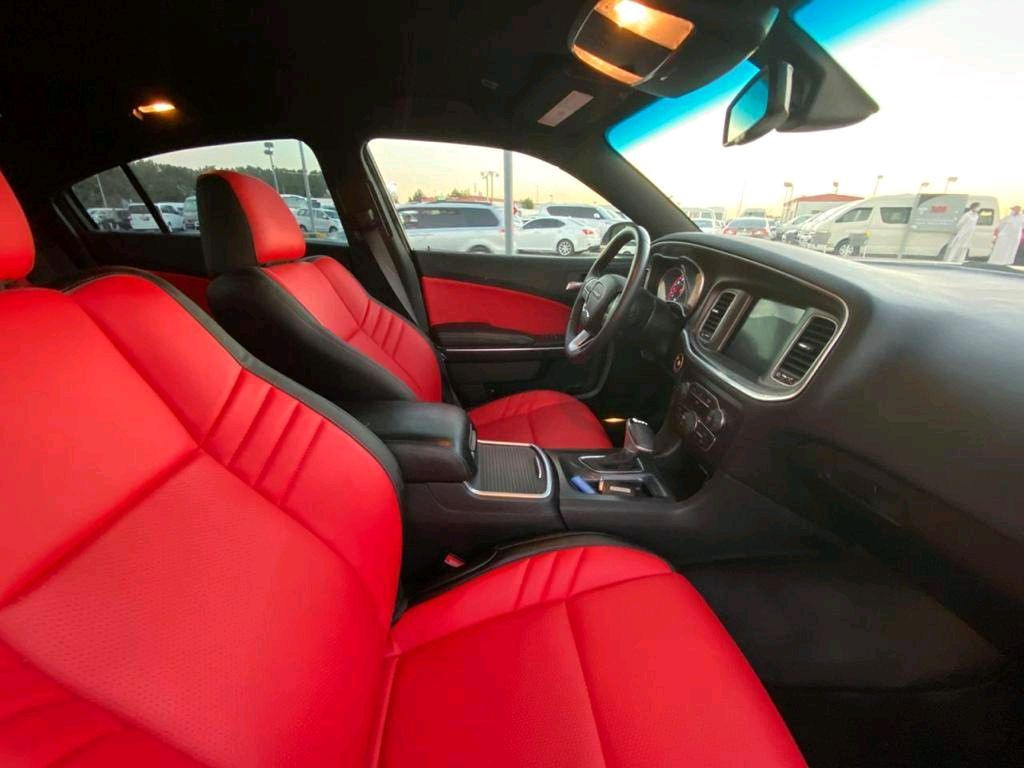 Dodge Charger - Image 6