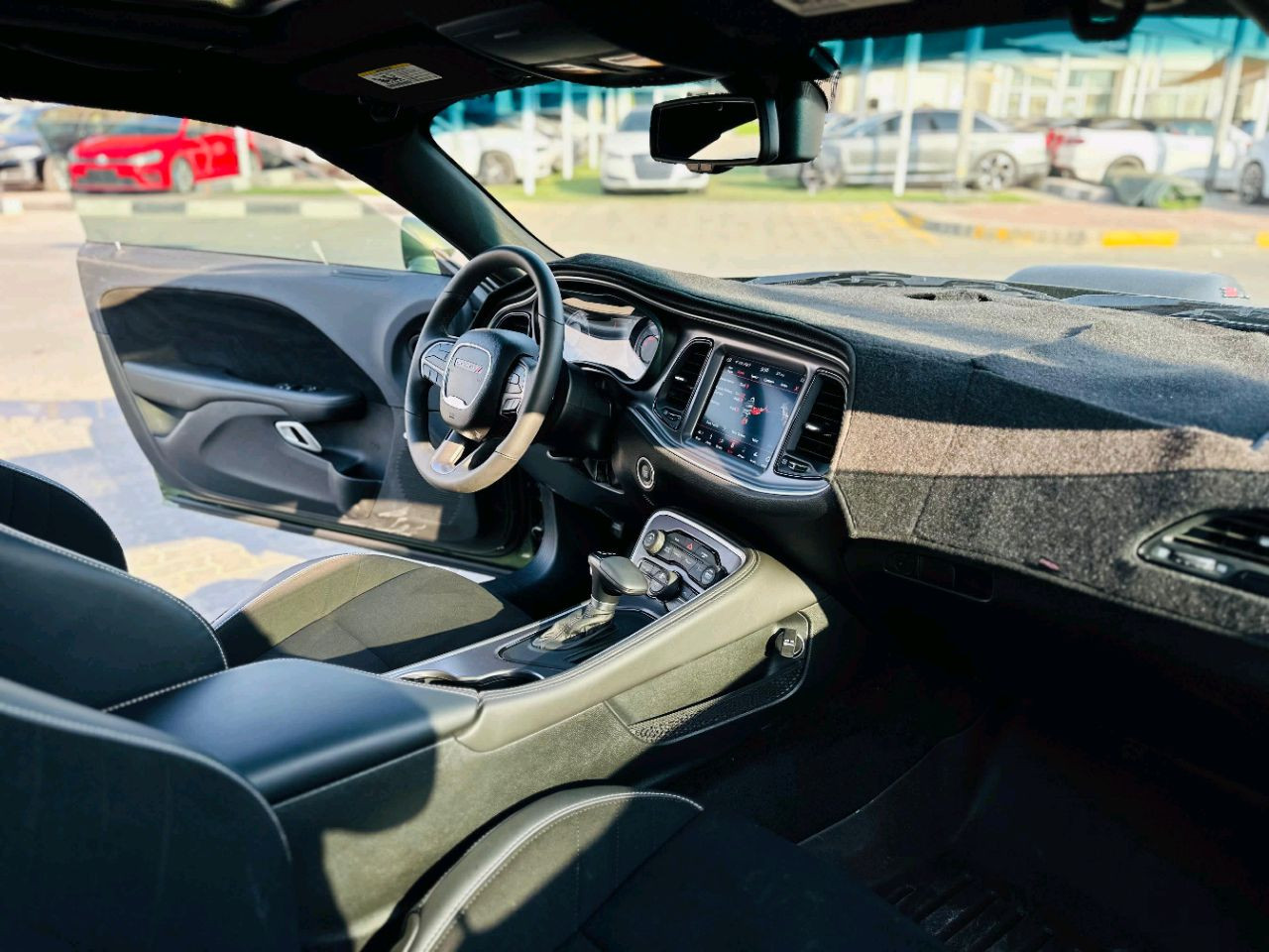Dodge Challenger - Image 8