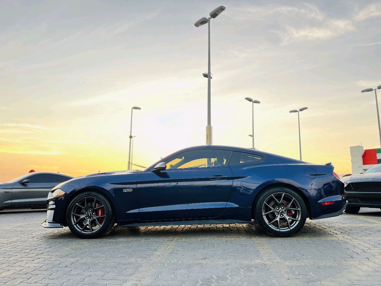 Ford Mustang - Image 5