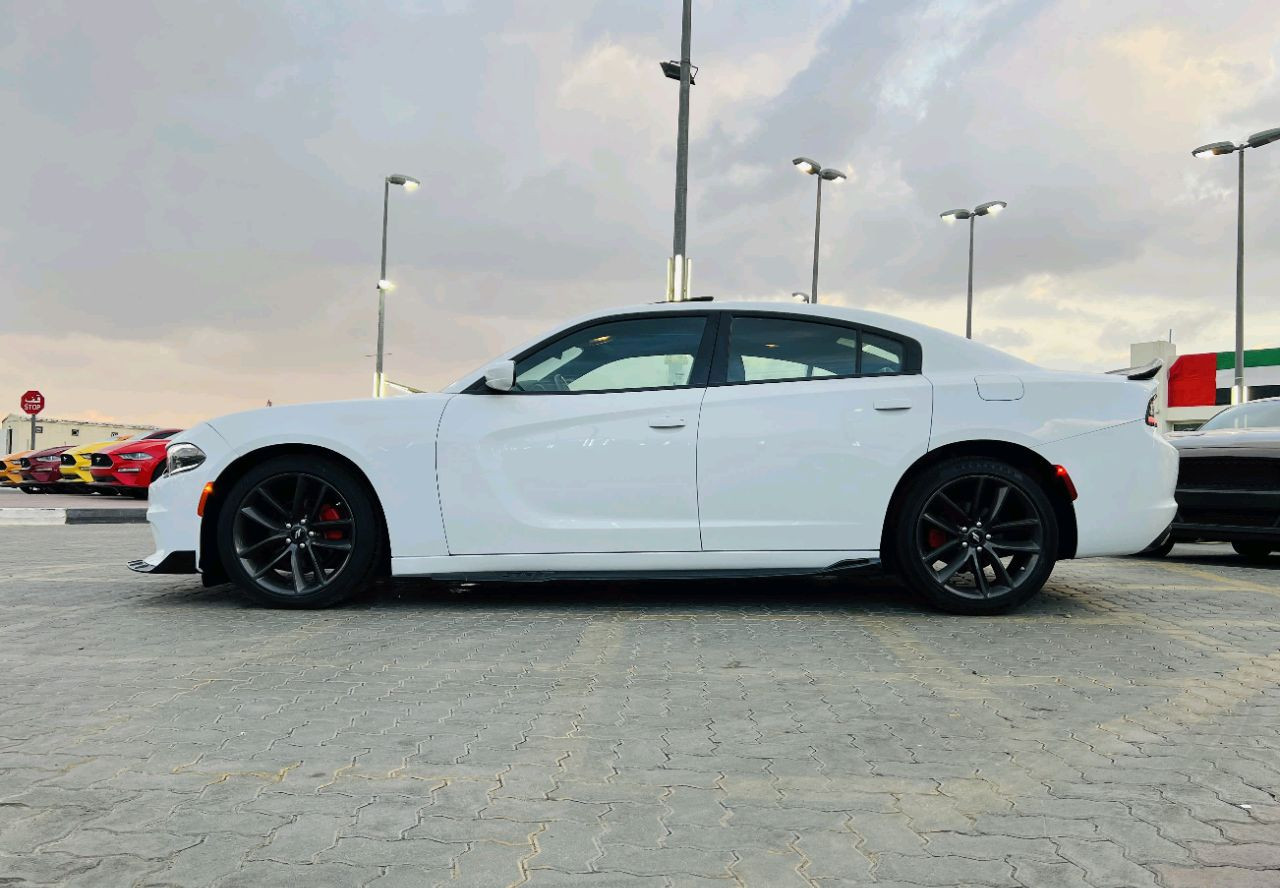 Dodge Charger - Image 5