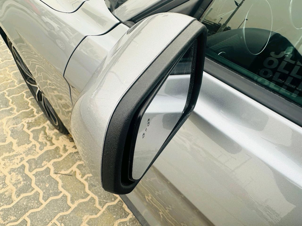 Ford Mustang - Image 3