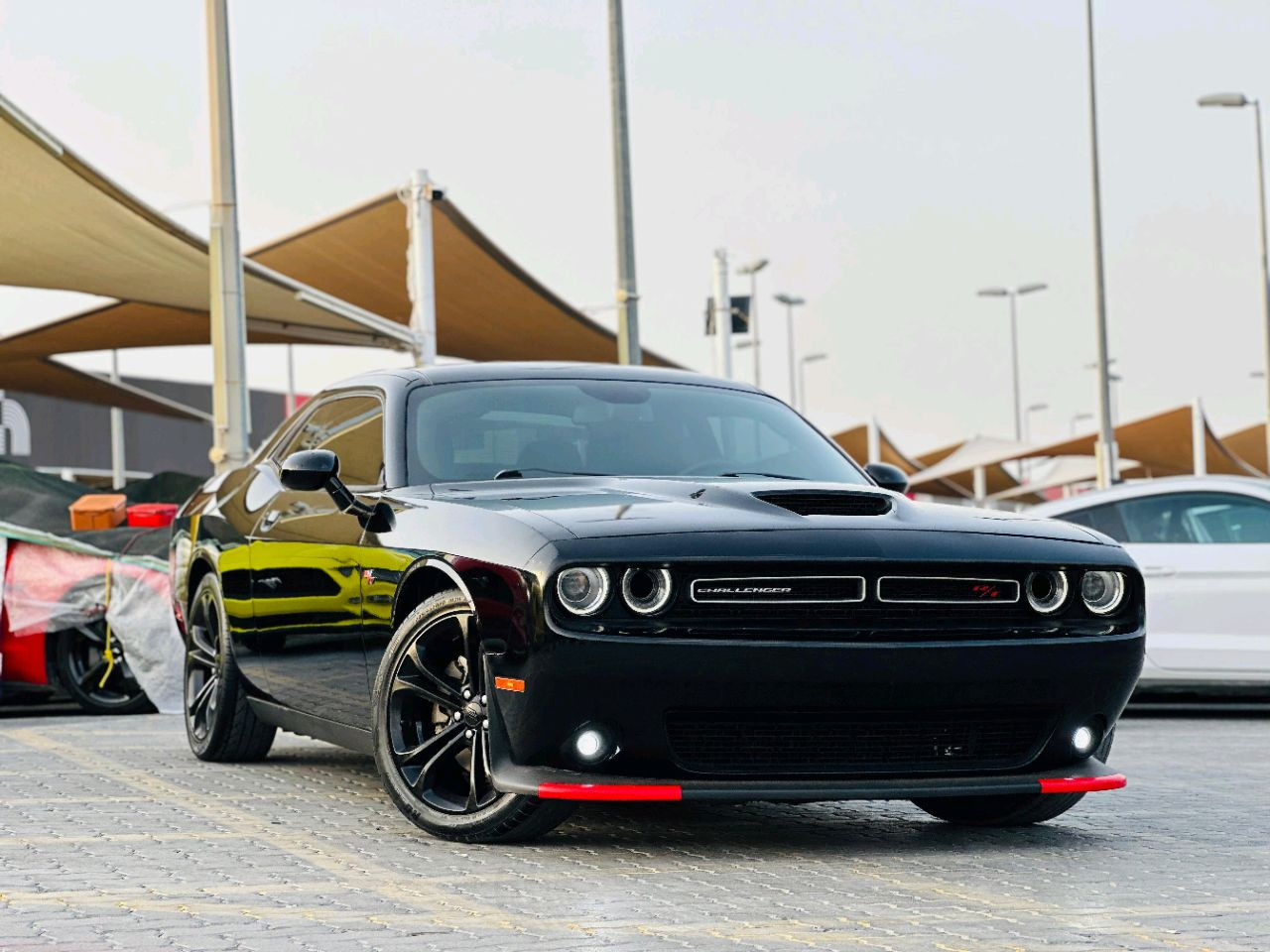 Dodge Challenger - Image 4
