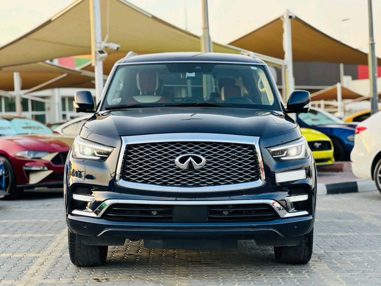 Infiniti QX80 - Image 3