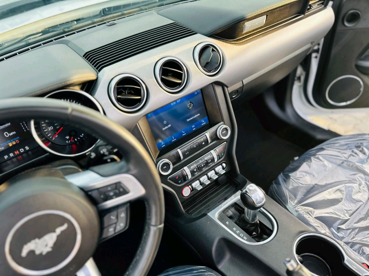 Ford Mustang - Image 11