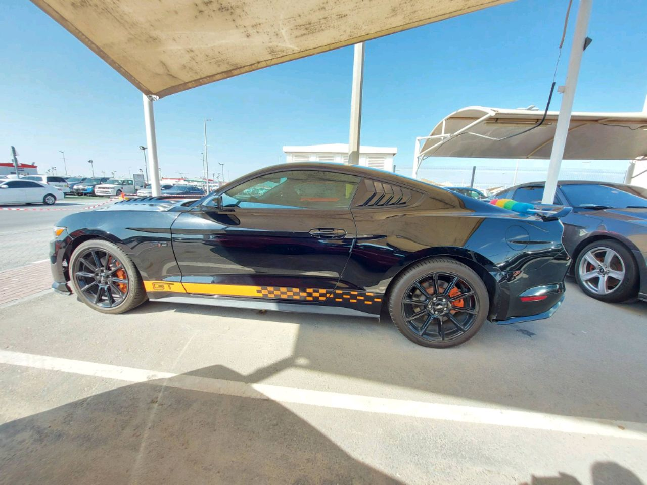 Ford Mustang - Image 5