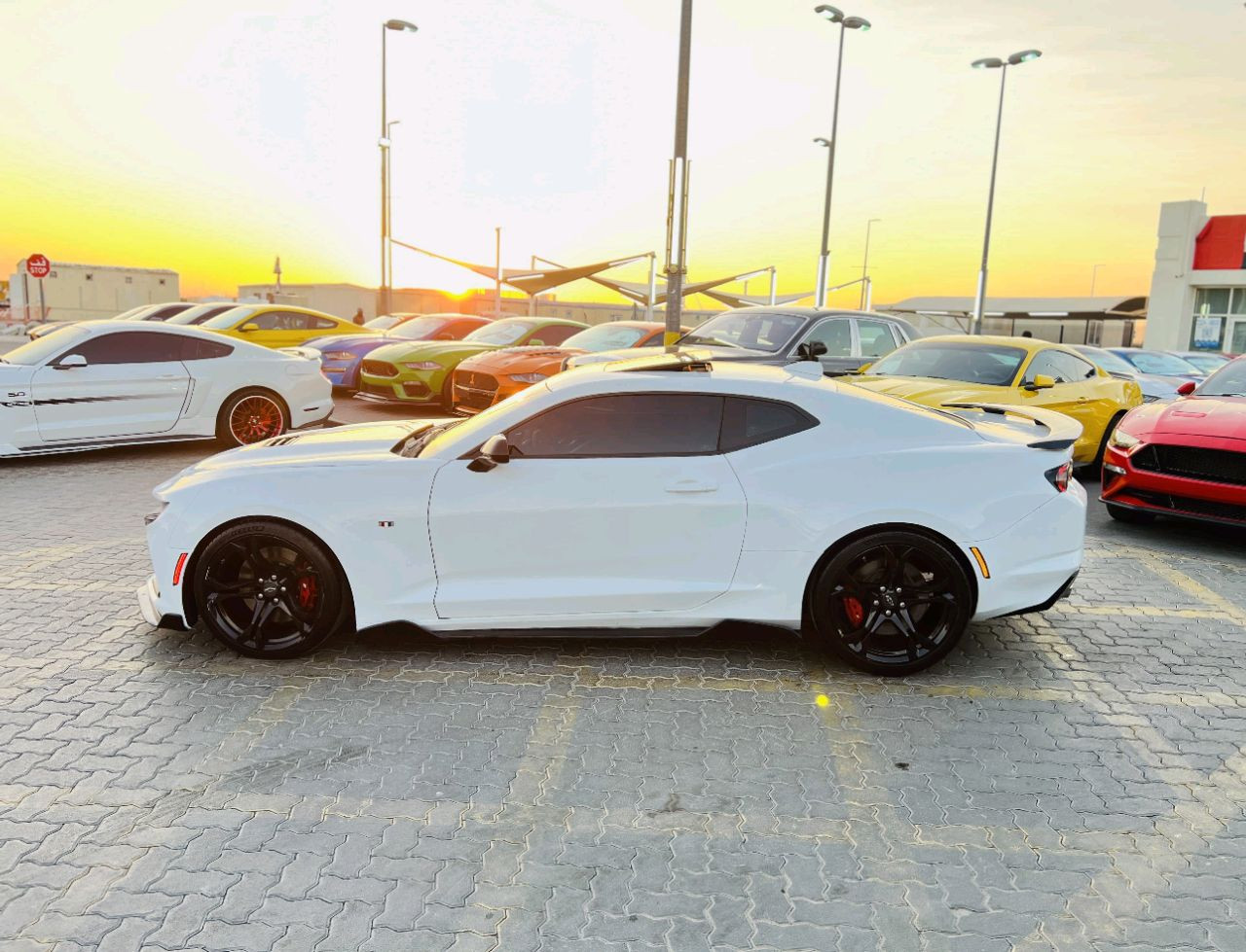 Chevrolet Camaro - Image 6