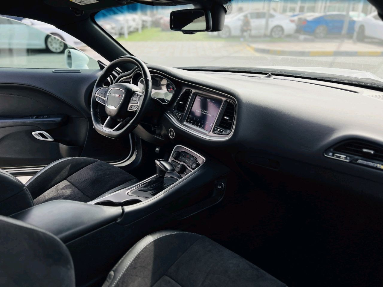 Dodge Challenger - Image 9