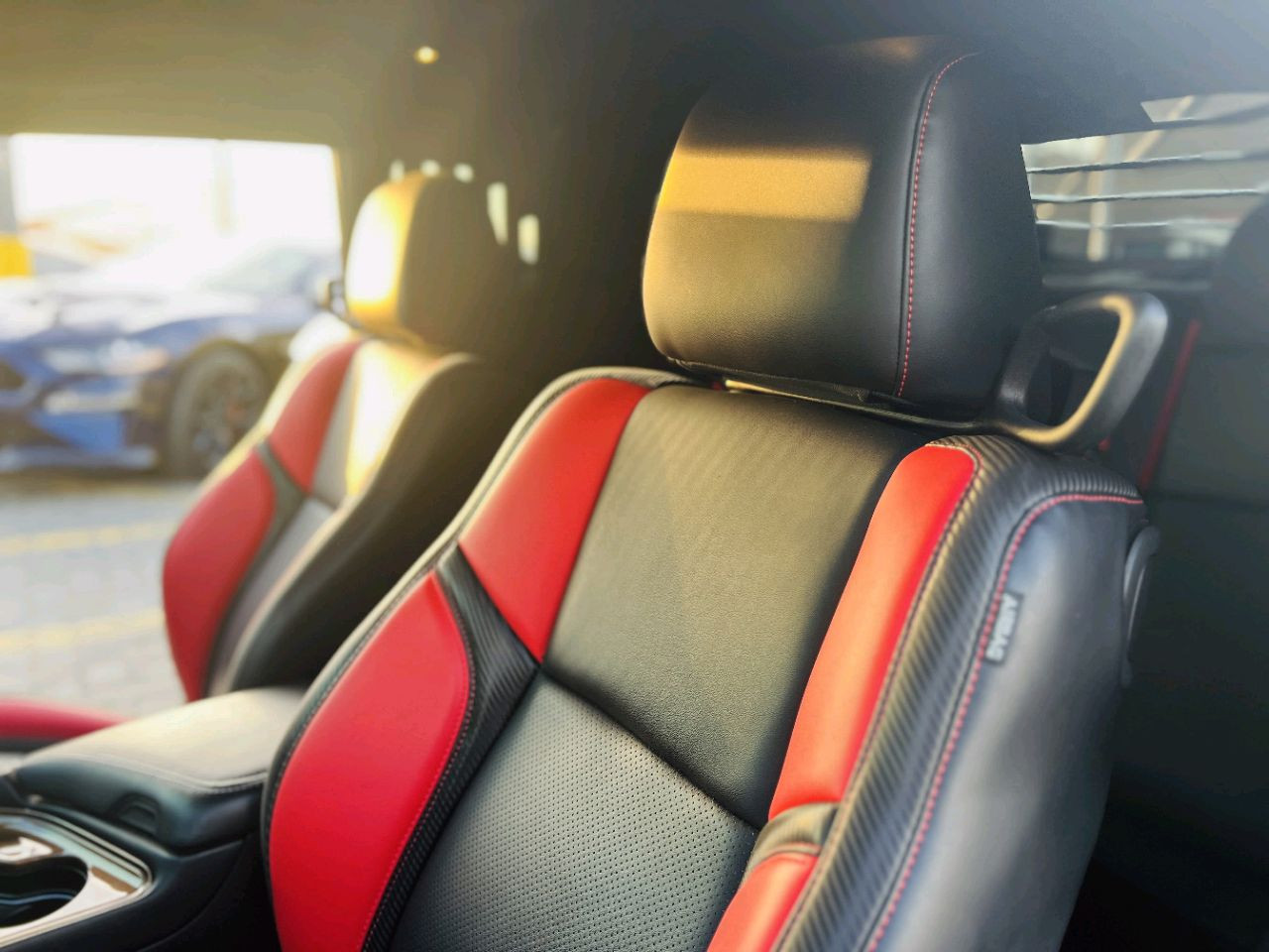 Dodge Challenger - Image 11