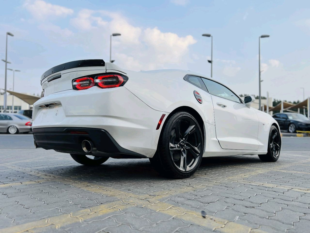 Chevrolet Camaro - Image 7