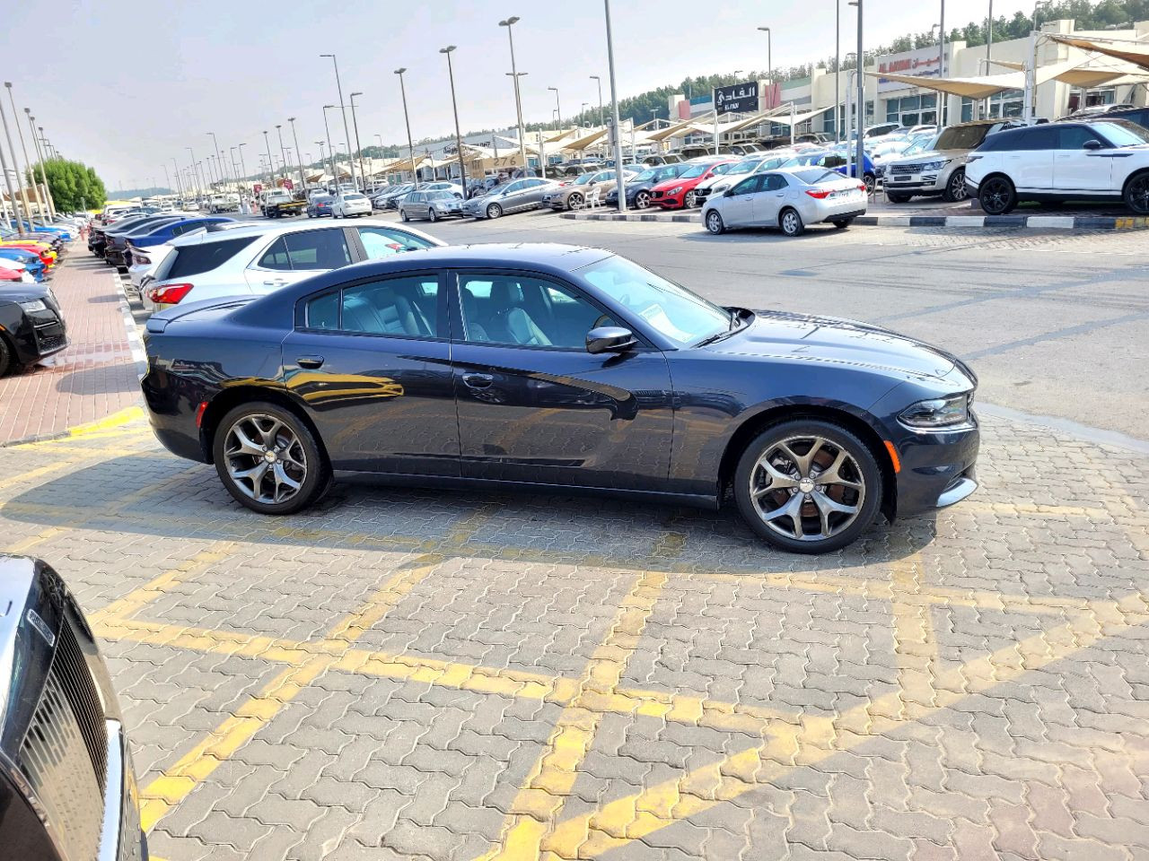 Dodge Charger - Image 5