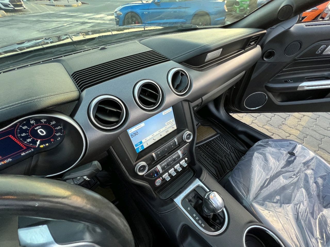 Ford Mustang - Image 3