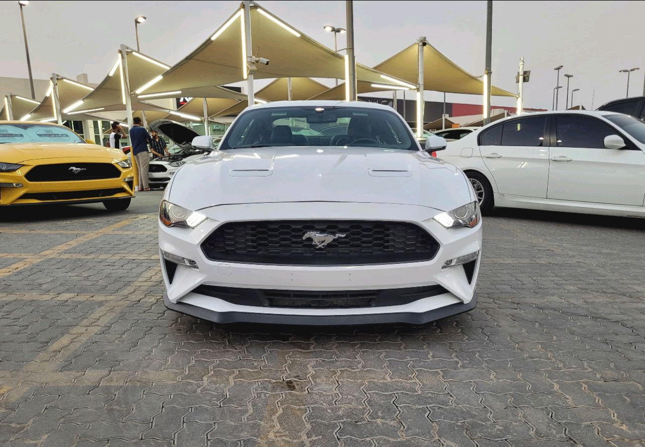 Ford Mustang - Image 3
