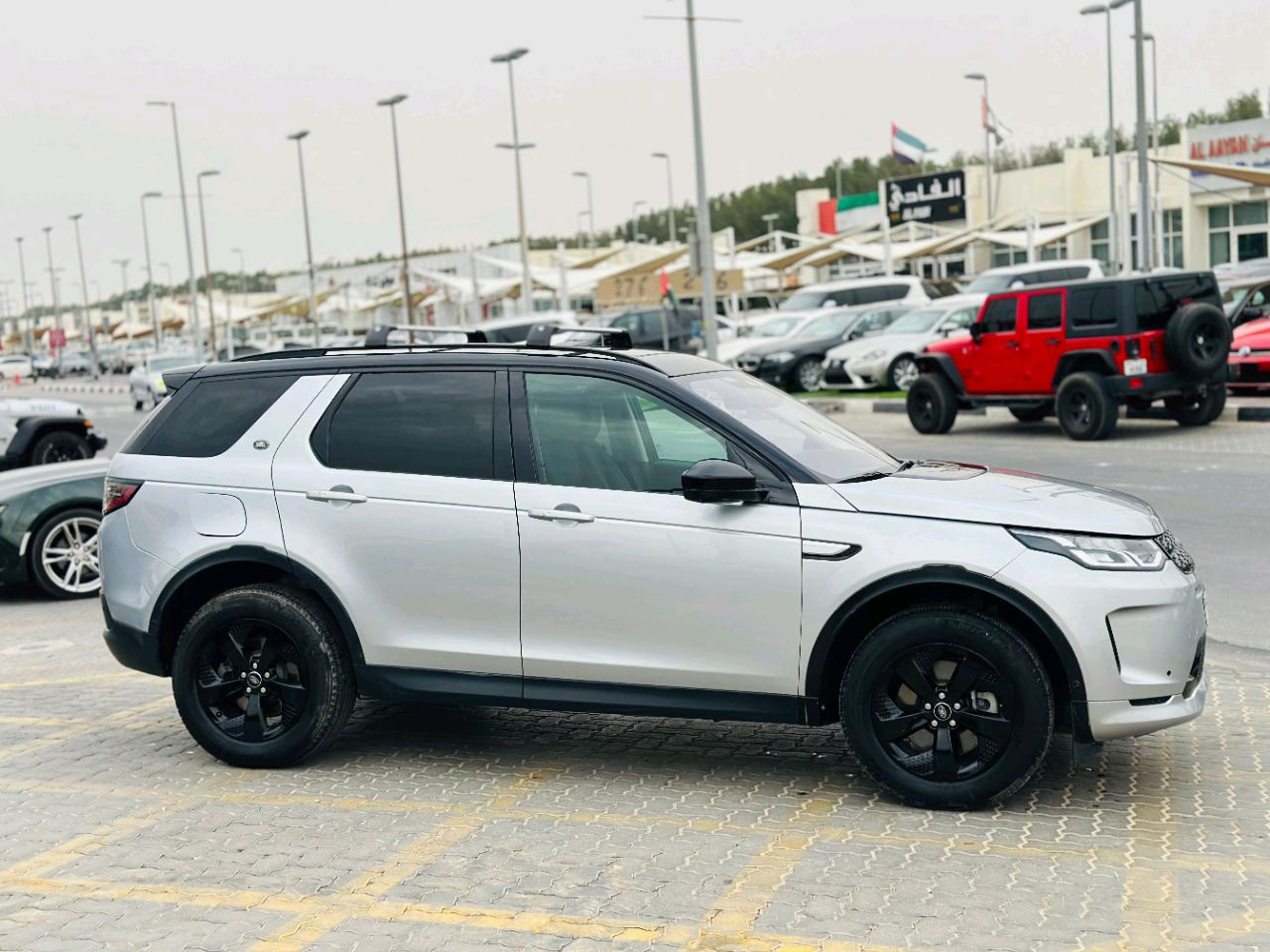 Land Rover Discovery - Image 3