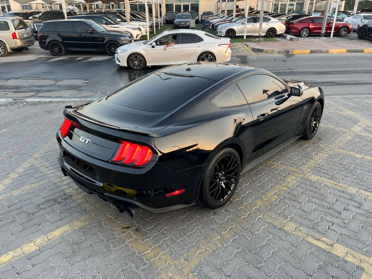 Ford Mustang - Image 6