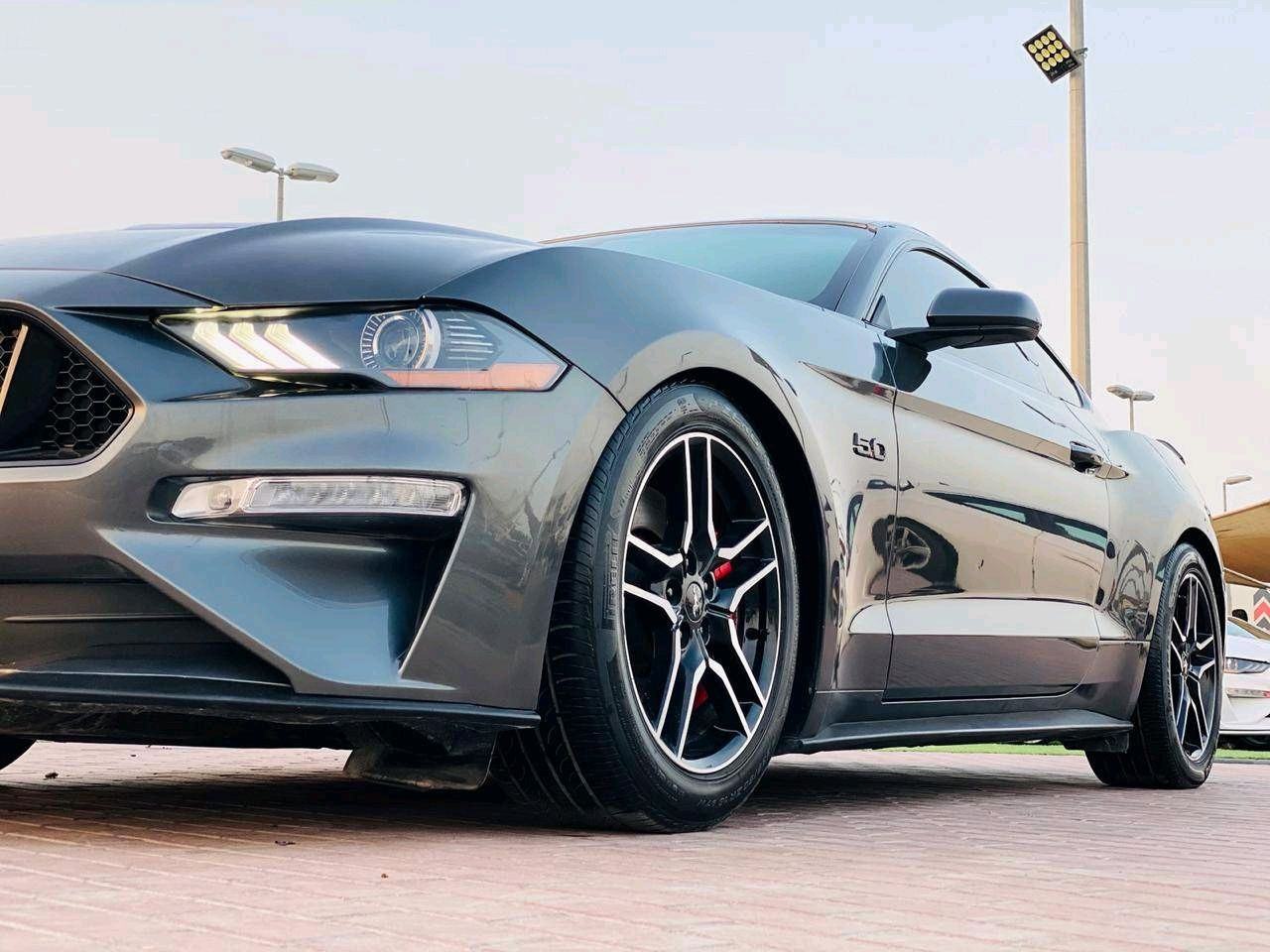 Ford Mustang - Image 4
