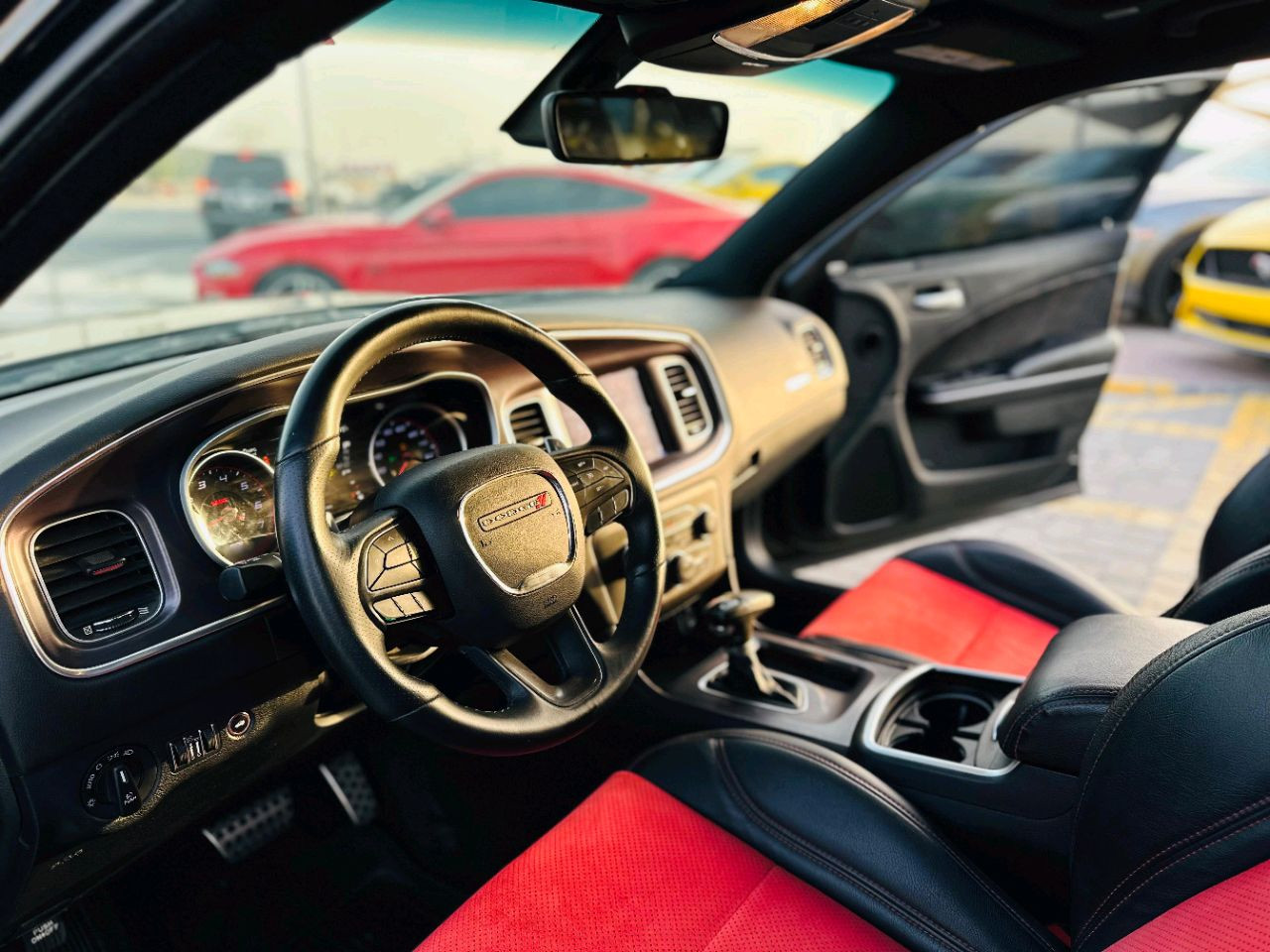 Dodge Charger - Image 11