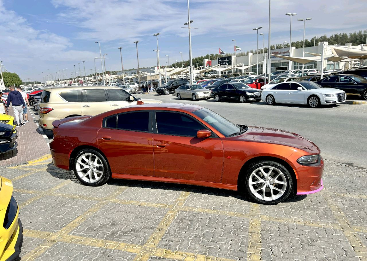 Dodge Charger - Image 9