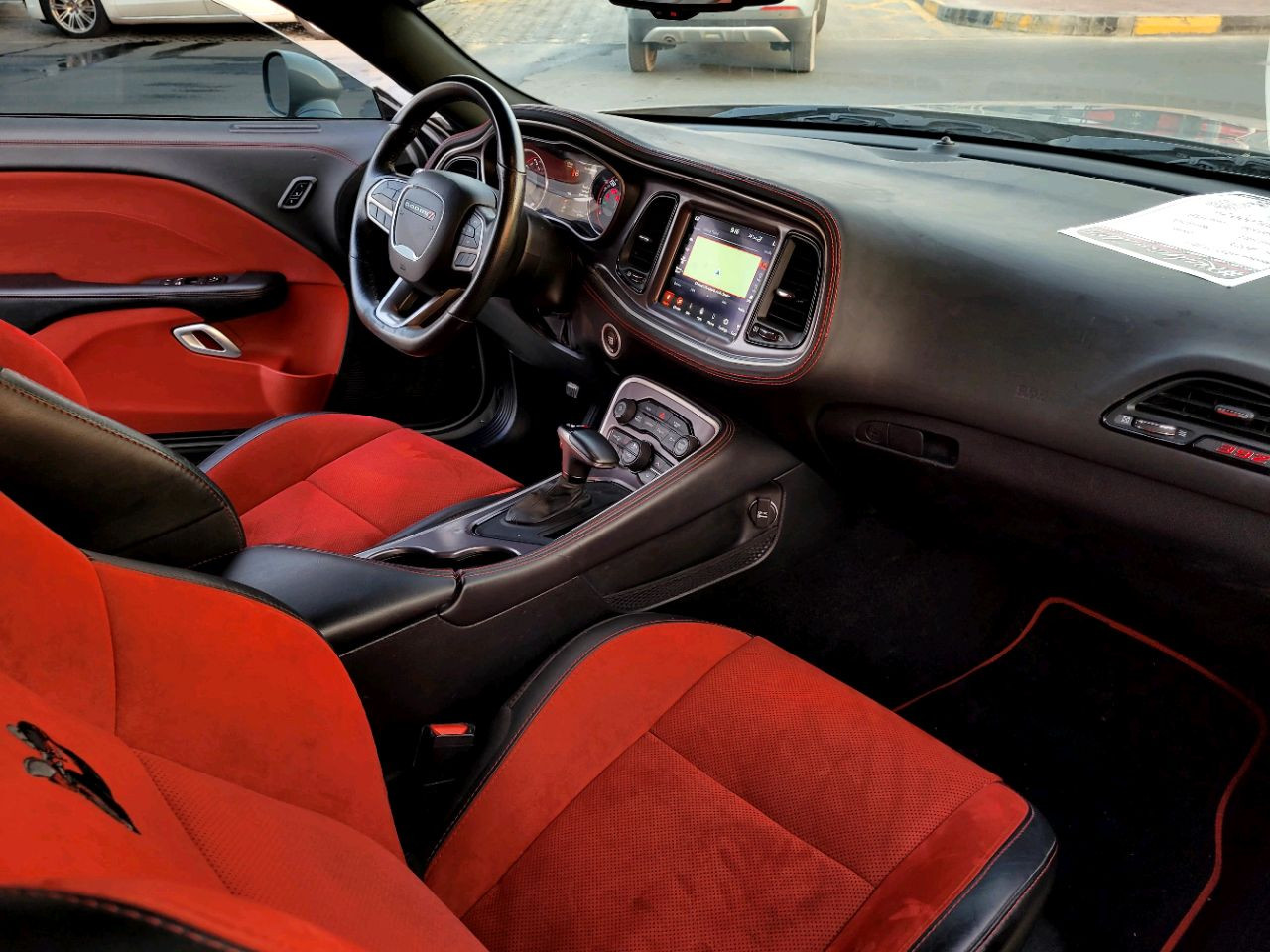 Dodge Challenger - Image 8