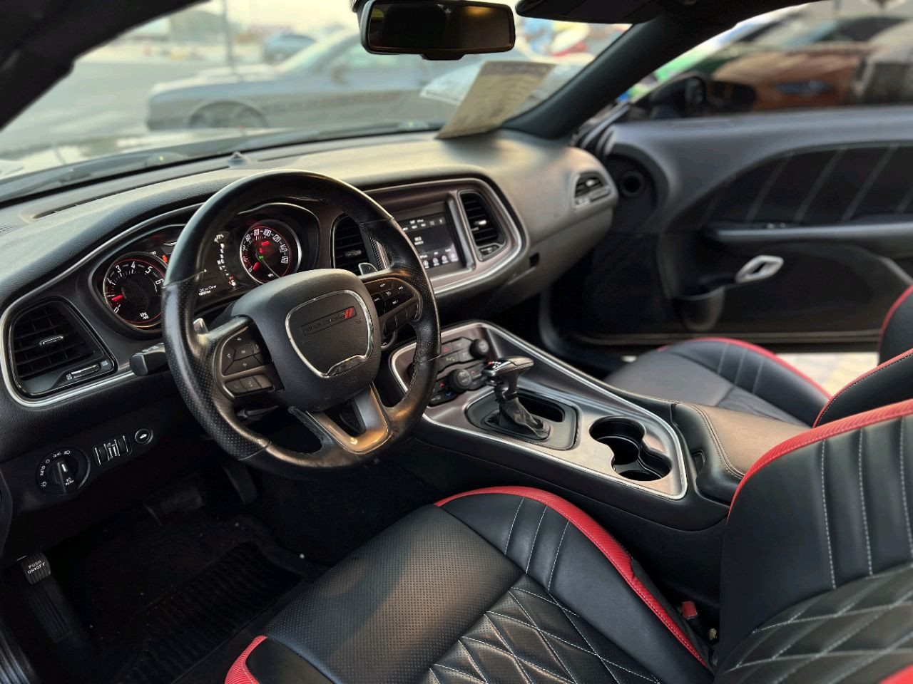 Dodge Challenger - Image 8