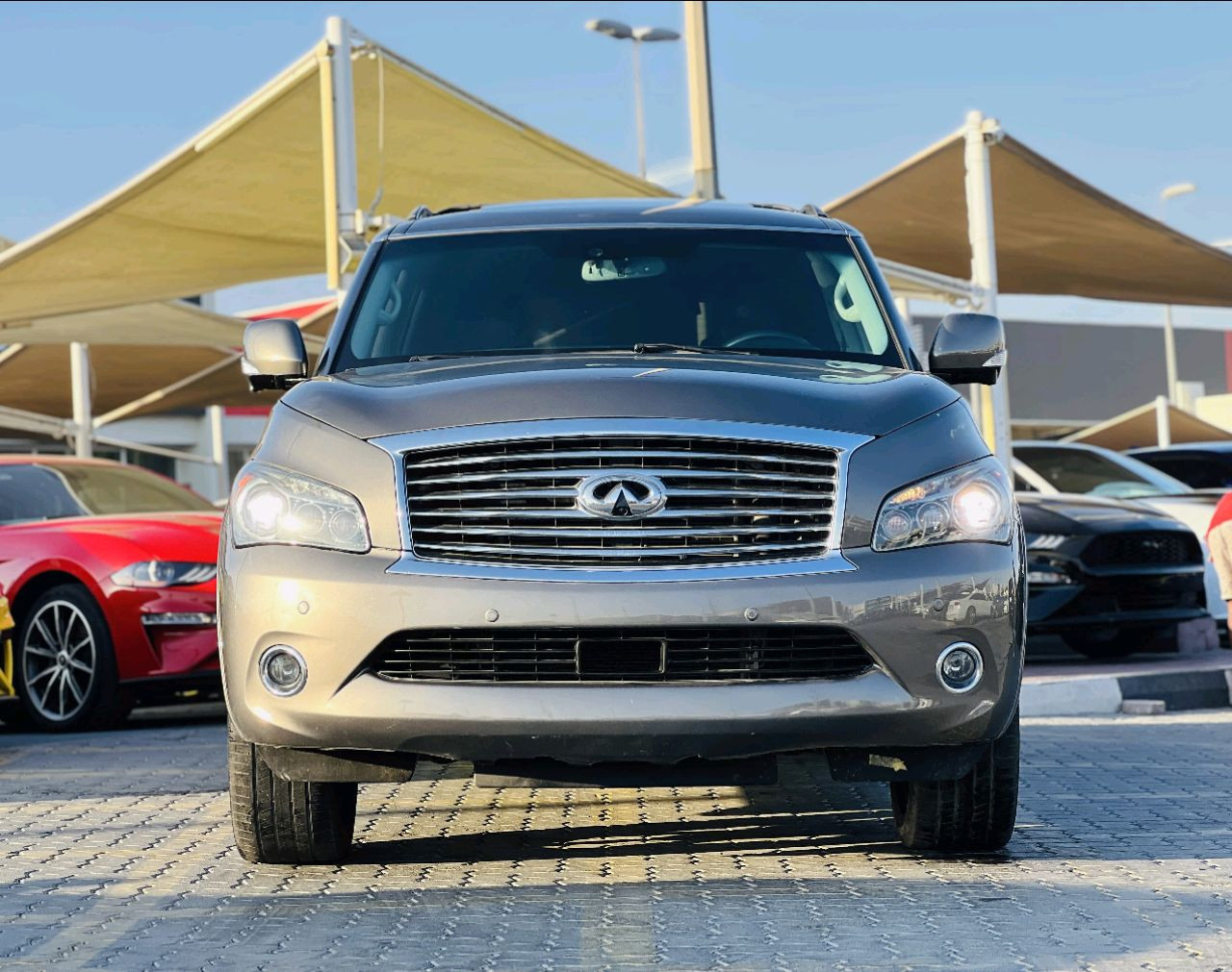 Infiniti QX80 - Image 10