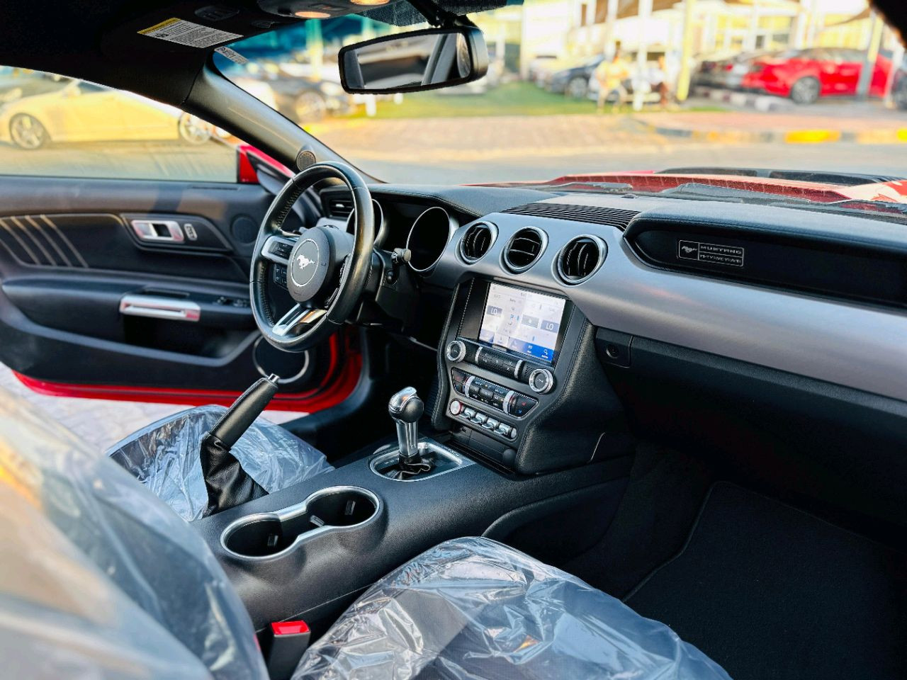 Ford Mustang - Image 10