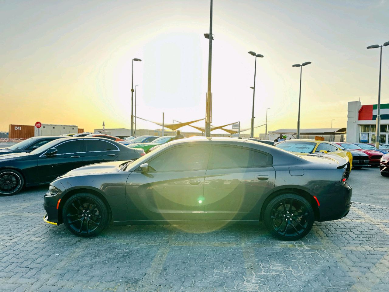 Dodge Charger - Image 6