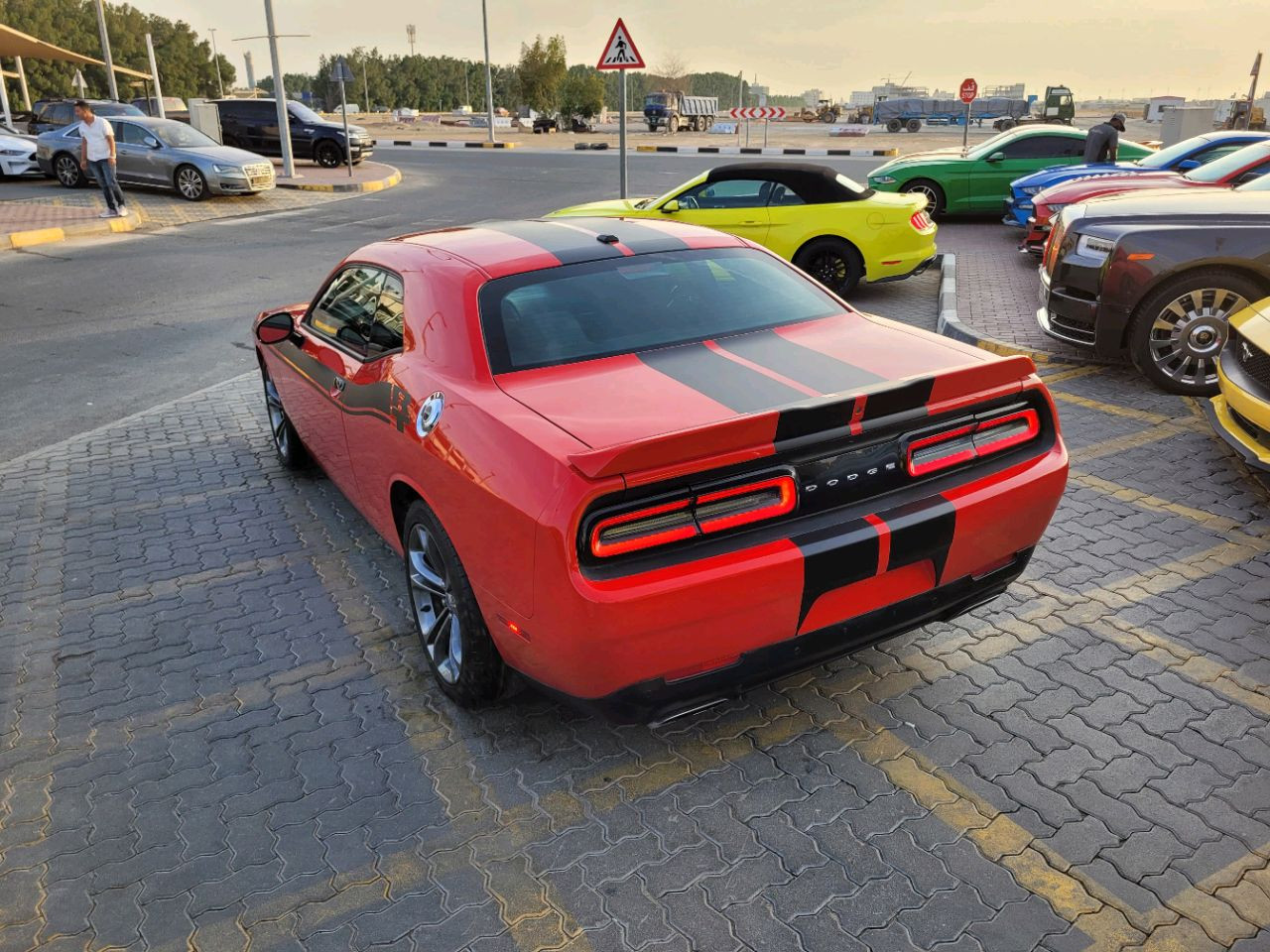 Dodge Challenger - Image 7