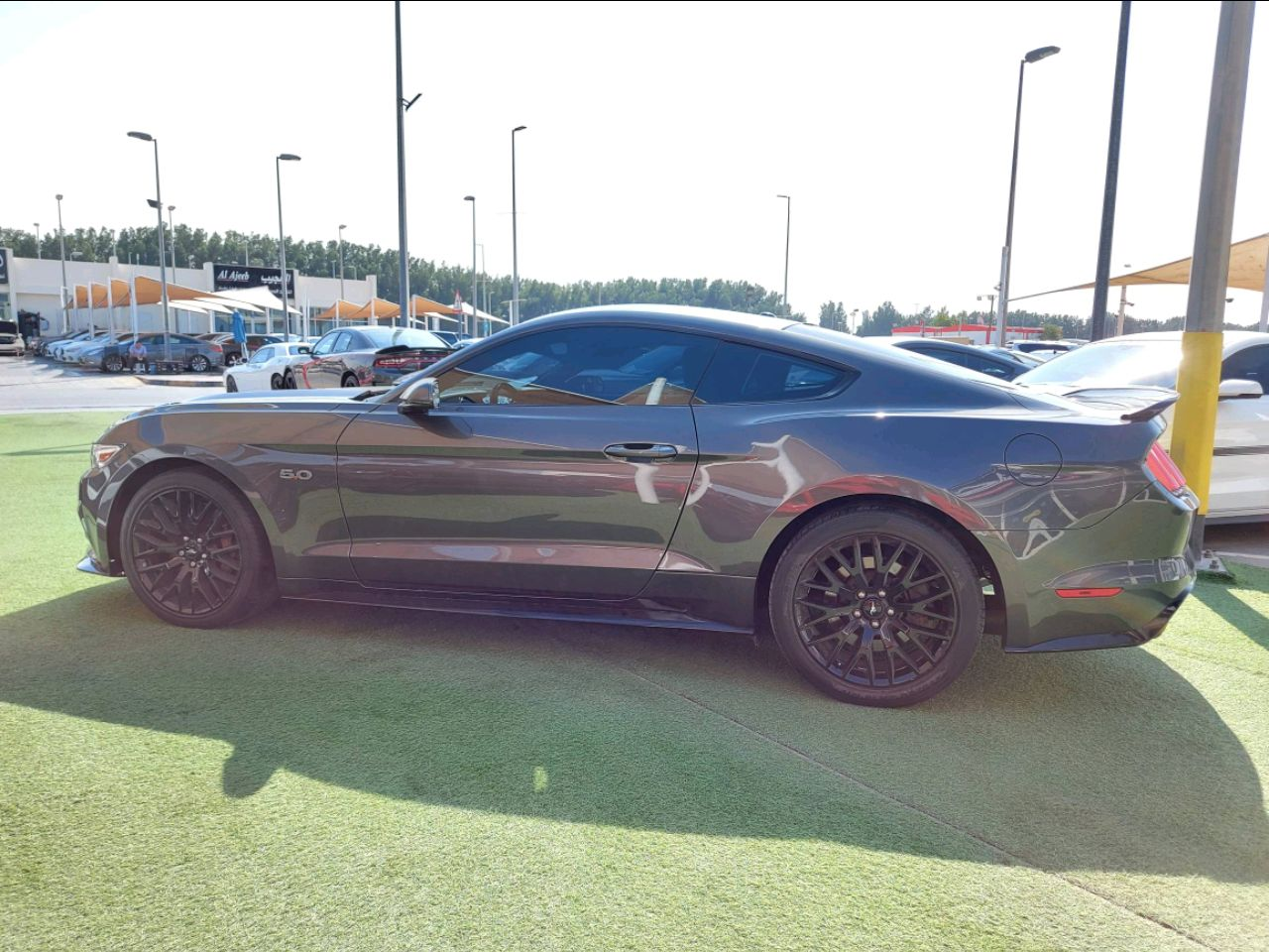 Ford Mustang - Image 5