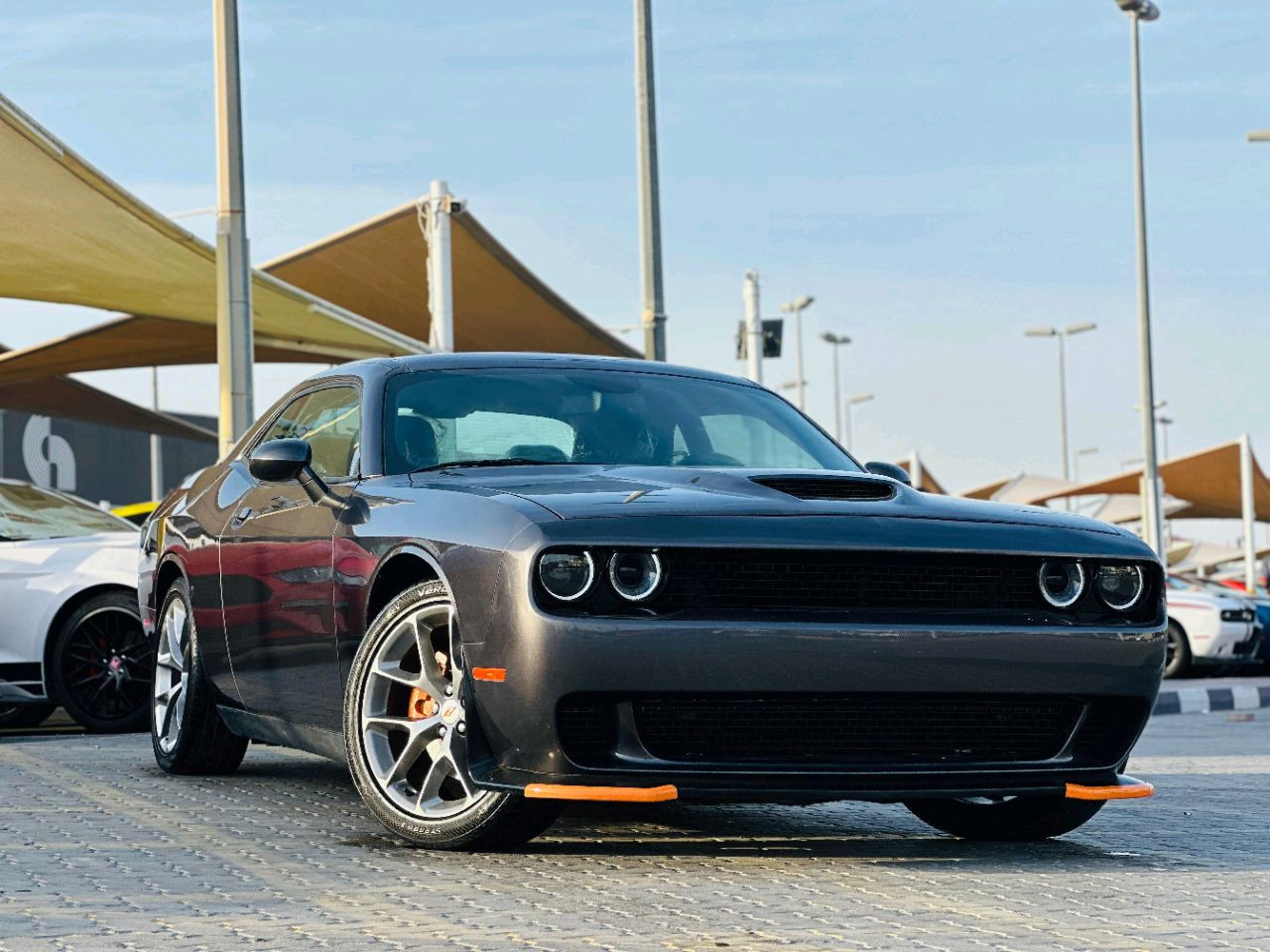 Dodge Challenger - Image 4
